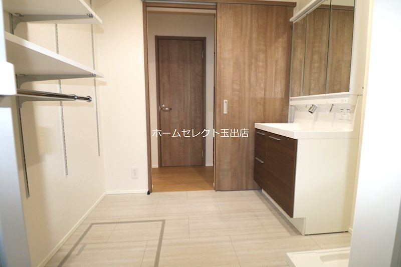 玉出西2丁目駐車場付戸建　 洗面所