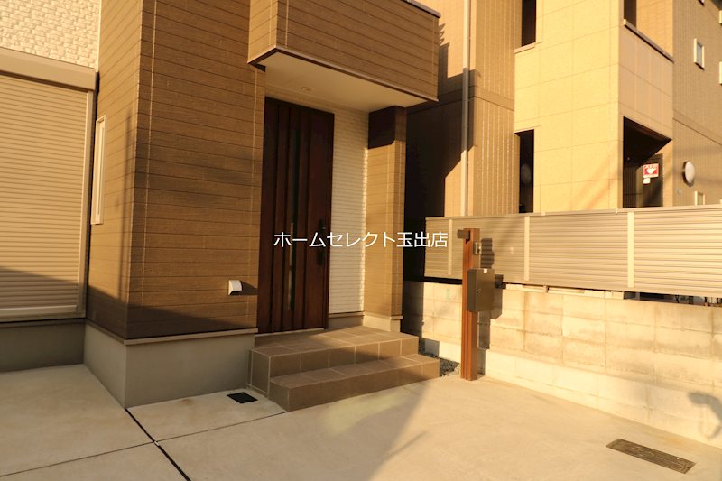 玉出西2丁目駐車場付戸建　 エントランス