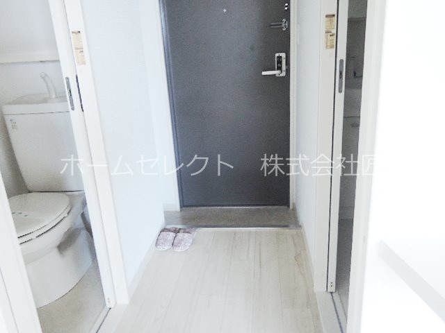 ハイステージ丸和 玄関
