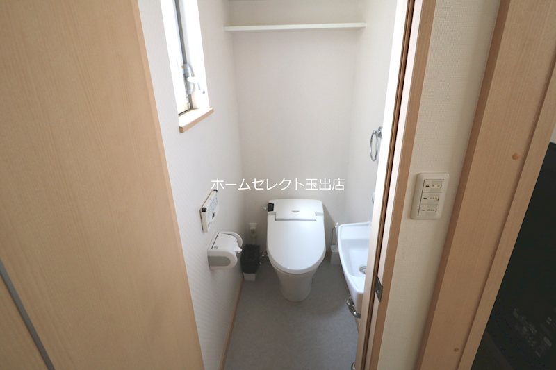 粉浜1丁目戸建駐車場付 トイレ