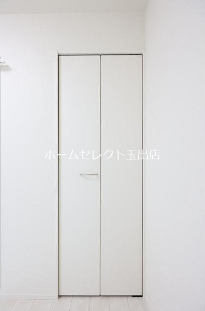 レーベンハイム西加賀谷 収納