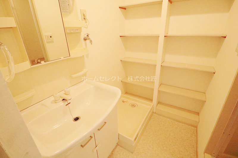 ノアーズアーク住之江 洗面所