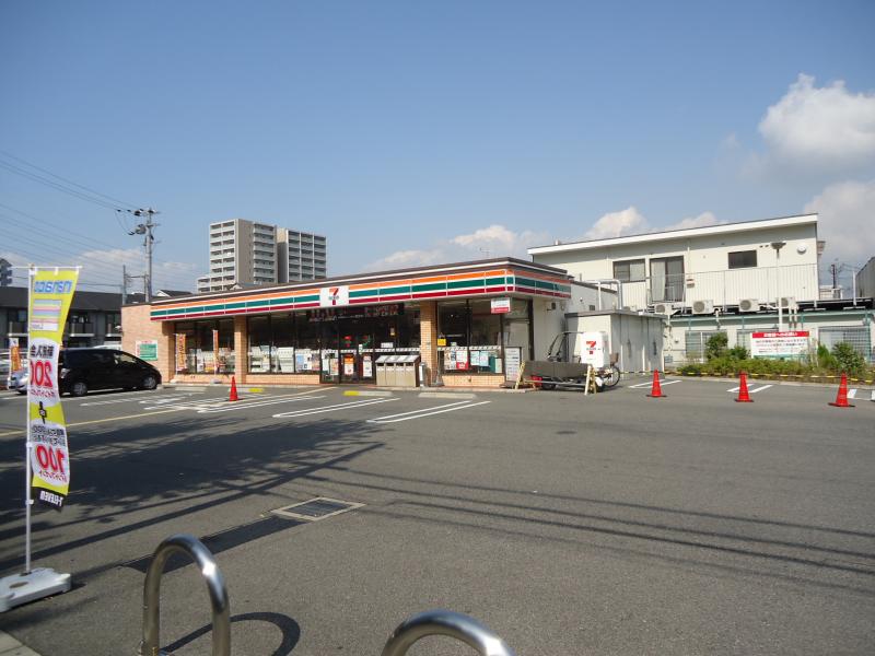 シーモンリュクス  コンビニ