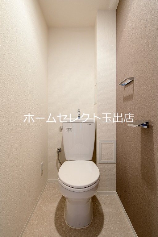 シャルマンフジスマート住之江ファミリア トイレ