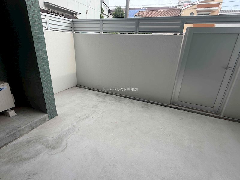 大阪府大阪市住之江区御崎６丁目 ベランダ