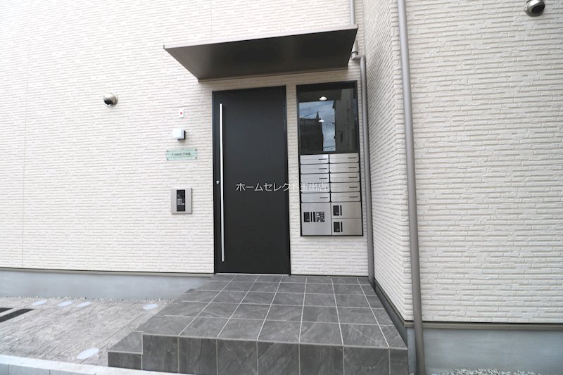 F asecia 千本北 エントランス