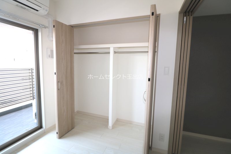 大阪府大阪市住之江区西加賀屋１丁目 収納