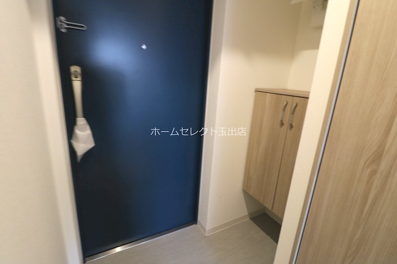 大阪府大阪市住之江区西加賀屋１丁目 玄関