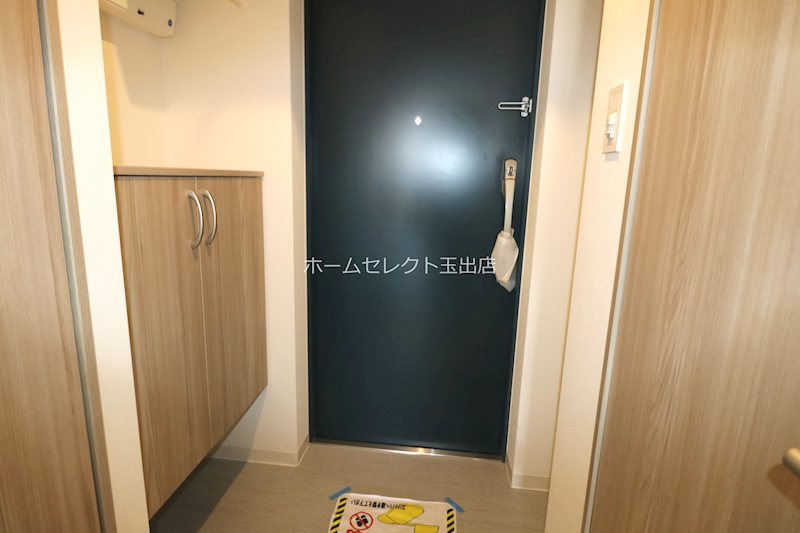 大阪府大阪市住之江区西加賀屋１丁目 玄関