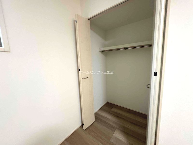 フジパレス西加賀屋ノース 収納