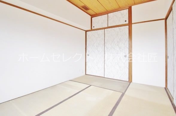 ハイツ粟新上住吉 収納