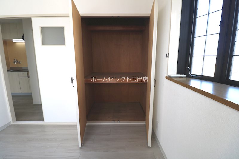フレンドハイツ 収納