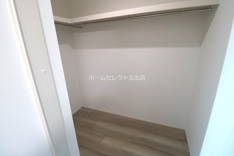 フジパレス エン Ⅲ号館 収納