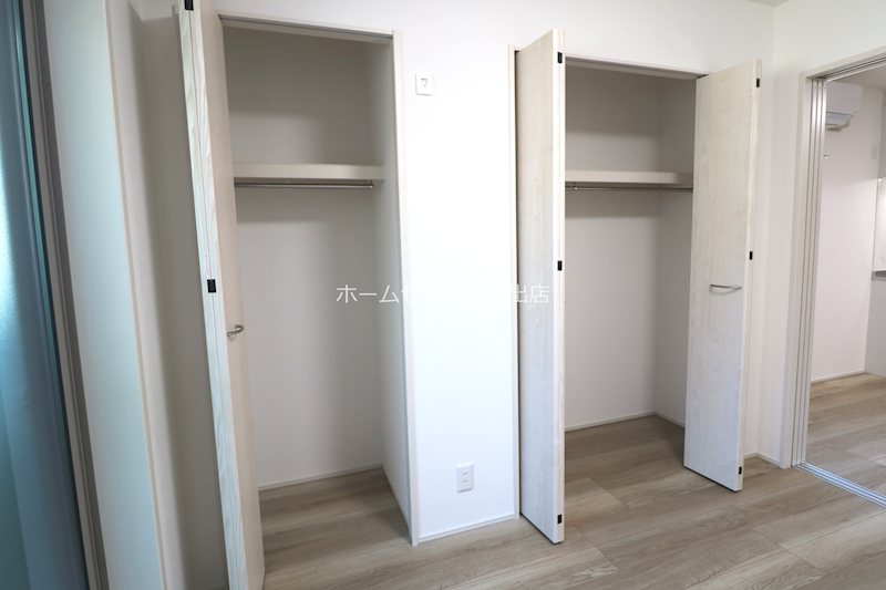 フジパレス エン Ⅲ号館 収納
