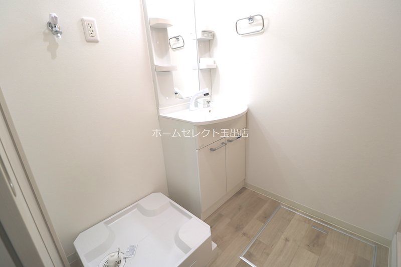 フジパレス エン Ⅲ号館 洗面所