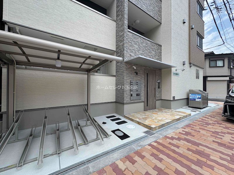 フジパレス西加賀屋ノース 駐車場