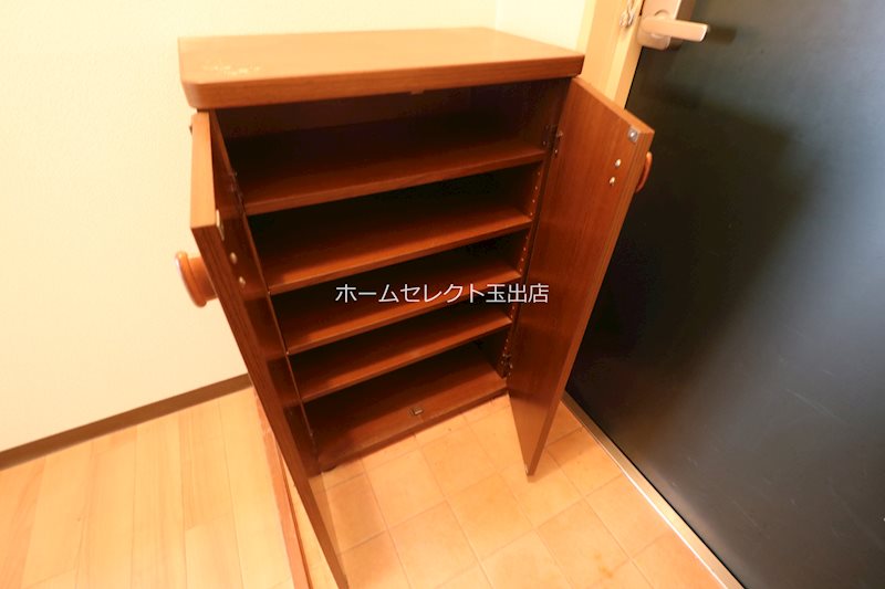 アレマーナ北加賀屋 玄関