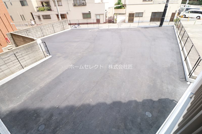 FDS PREX 駐車場