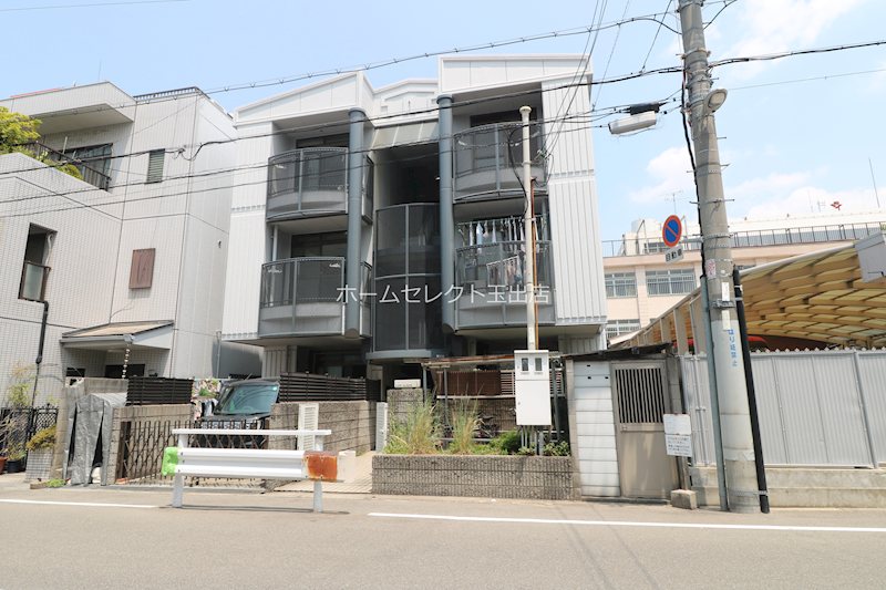 ライフ遠里小野 庭