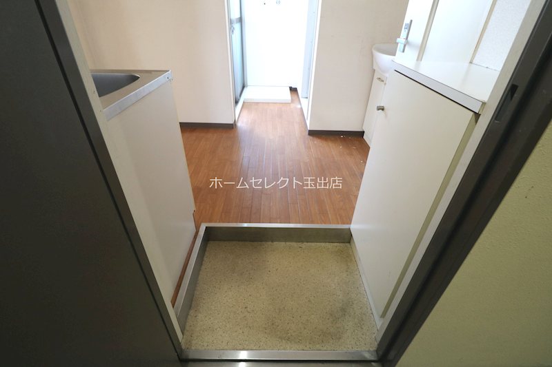 ハイステージ丸和 玄関