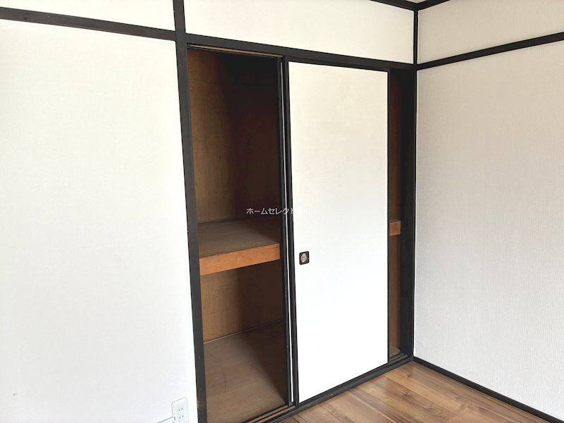 石神マンション 収納