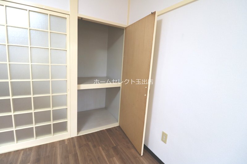 エクセル千本ハイツ 収納