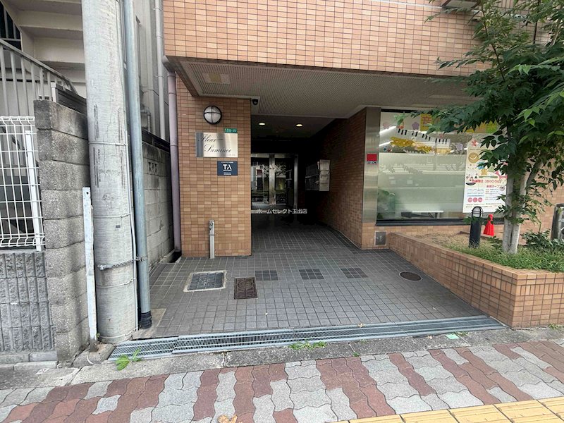 フルーレ住之江 エントランス