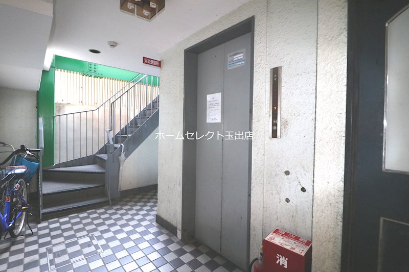 スカイハイツ中加賀屋 ロビー