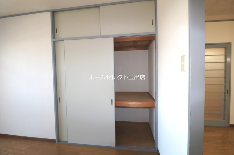 パークメゾン中加賀屋 収納