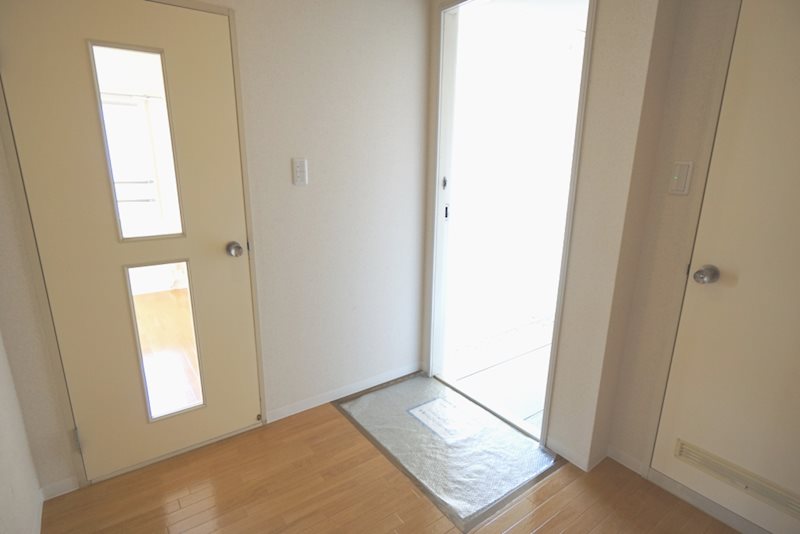 ジュネス鈴木Ａ 玄関