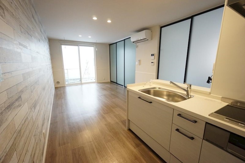 Y&amp;#39;s　Three リビング