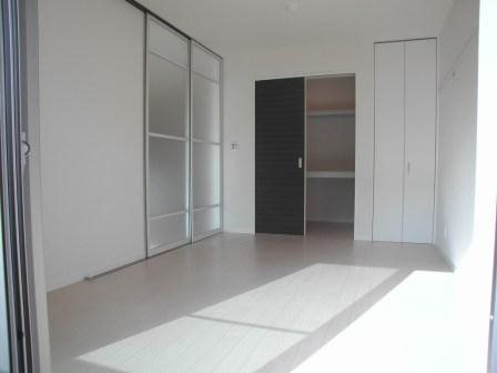 メゾンスリジエ ベッドルーム