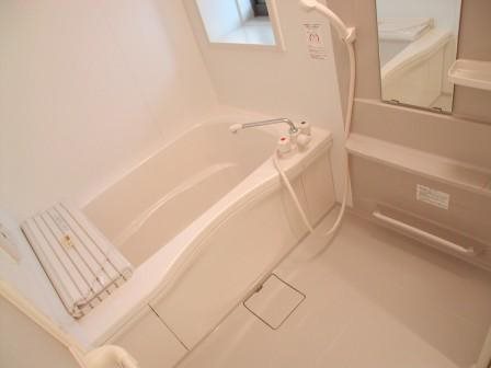 メゾンスリジエ 風呂画像