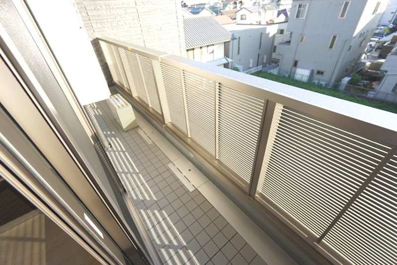 ウェストラヴィーヌ ベランダ