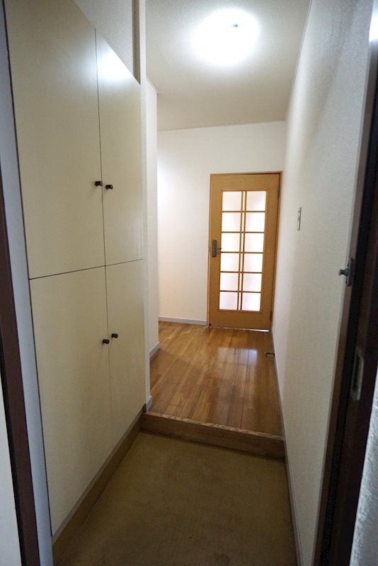 リバティー川口 玄関