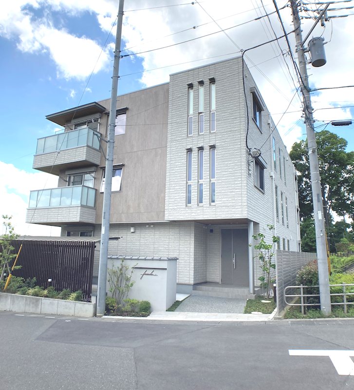 フロイデ 101号室 外観