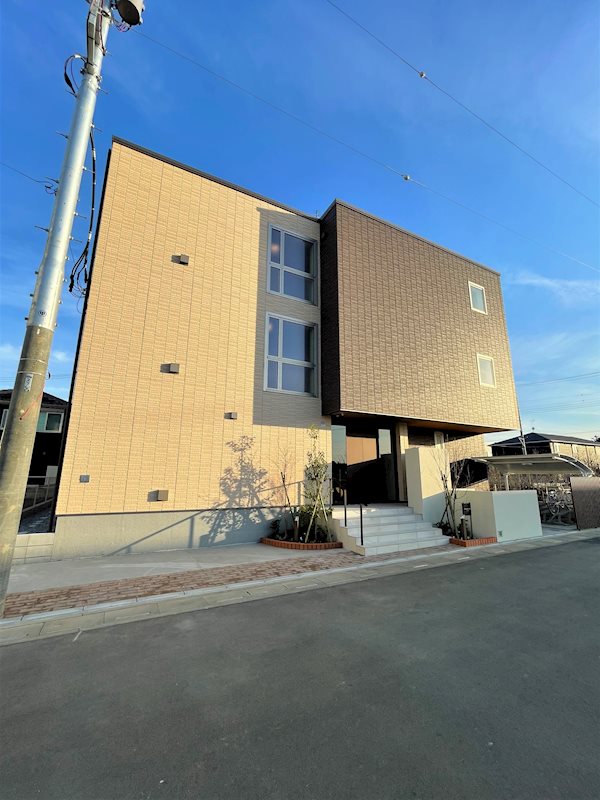 エミネンスゲン 201号室 外観