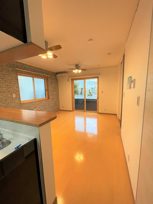 大間木テラスハウス リビング