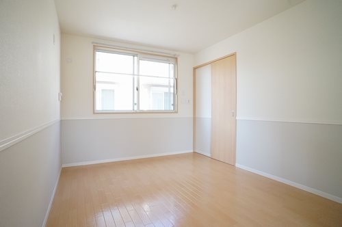 フォレストマスターズB ベッドルーム