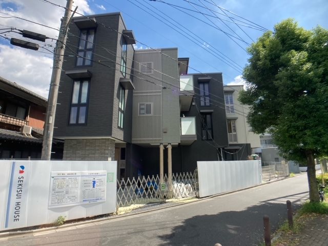 フルール　ド　スリズエ 201号室 外観
