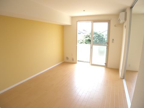 メゾンドリリー リビング