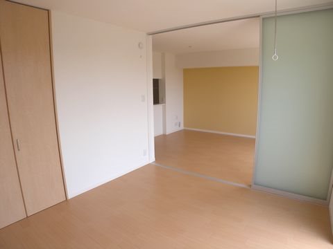 メゾンドリリー ベッドルーム