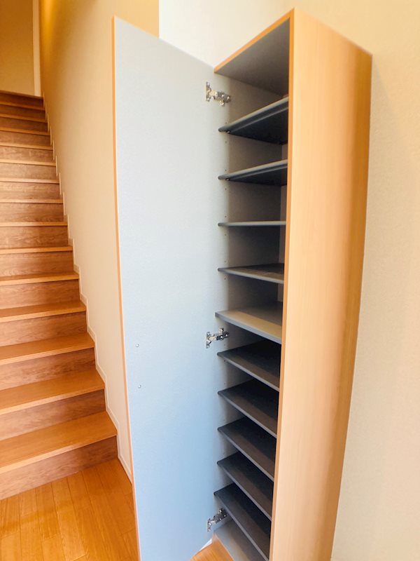 ロイヤル サルーン タケオⅡ 玄関