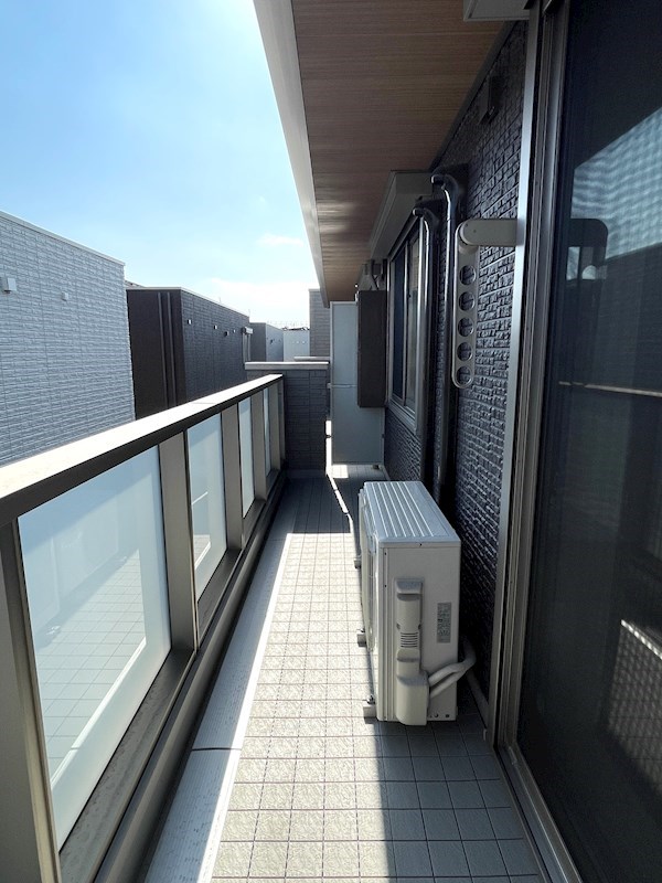 ウィズプラス浦和美園　ウエストC棟    ベランダ