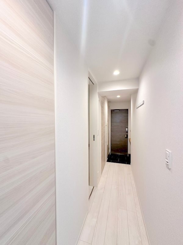 メゾン・フォンターナ 玄関