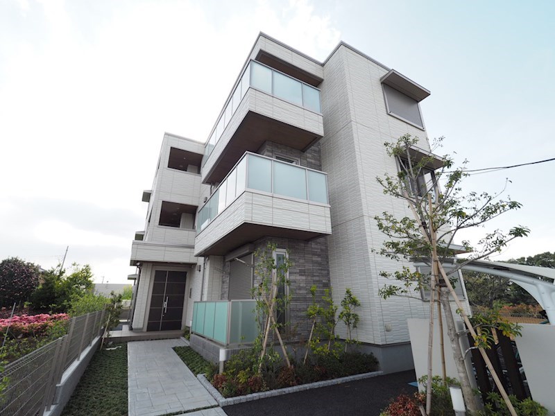 プルース 201号室 外観