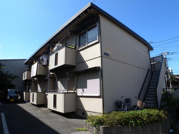 アベニュー前上 外観