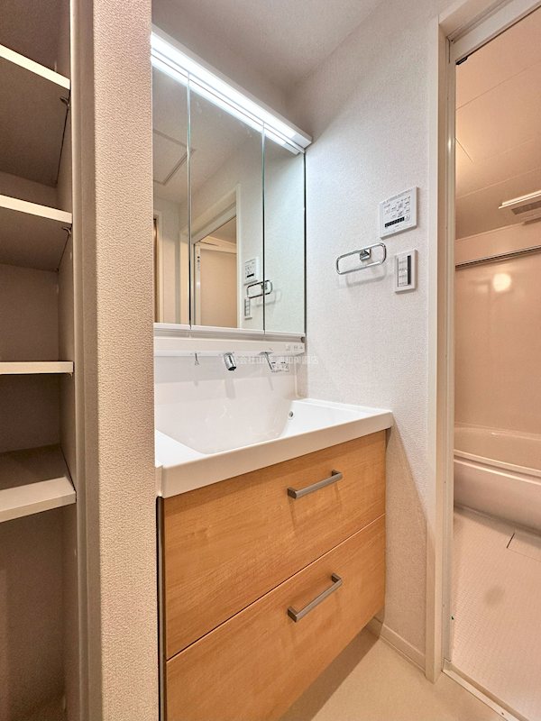 シモン イースト ミソノ その他2