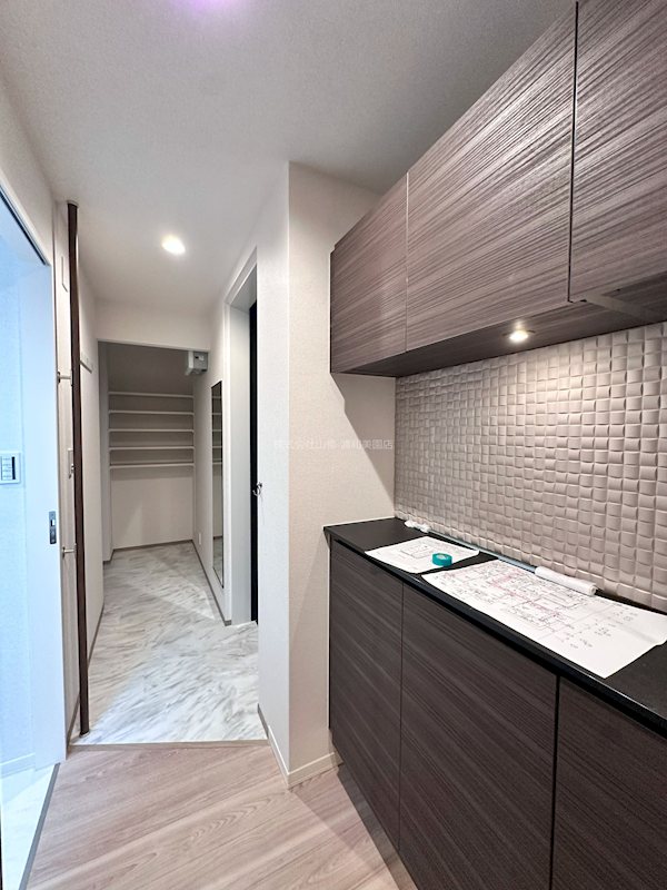 シモン イースト ミソノ 玄関