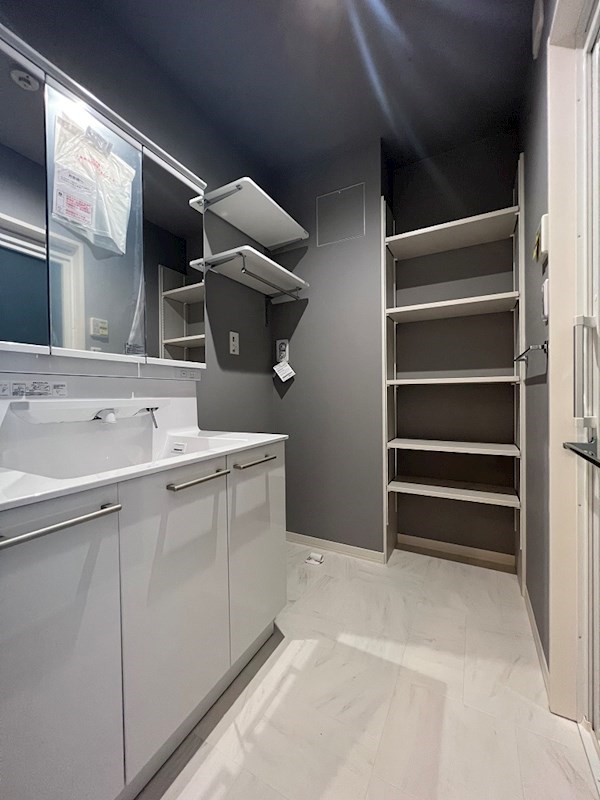 ラ　ベルヴィ その他2